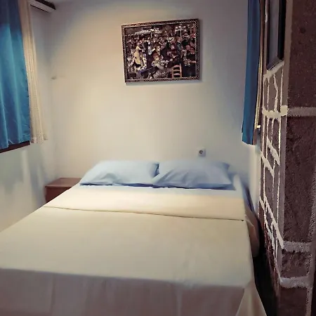 Ertugrulun Tas Konaklari Bed & Breakfast Mugla