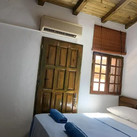 Ertugrulun Tas Konaklari Bed and breakfast