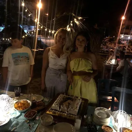 Ertugrulun Tas Konaklari B&B